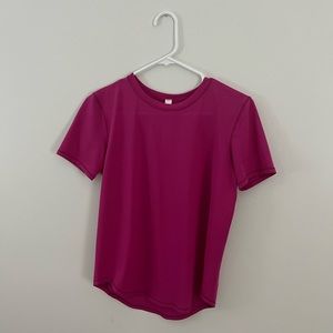 NWOT Lululemon t shirt